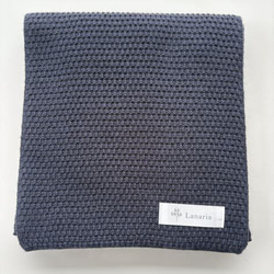 『ポコポコ』と表情豊かな【カノコ編み】のサッと巻けるコンパクトミニマフラー　【ネイビー】 6枚目の画像