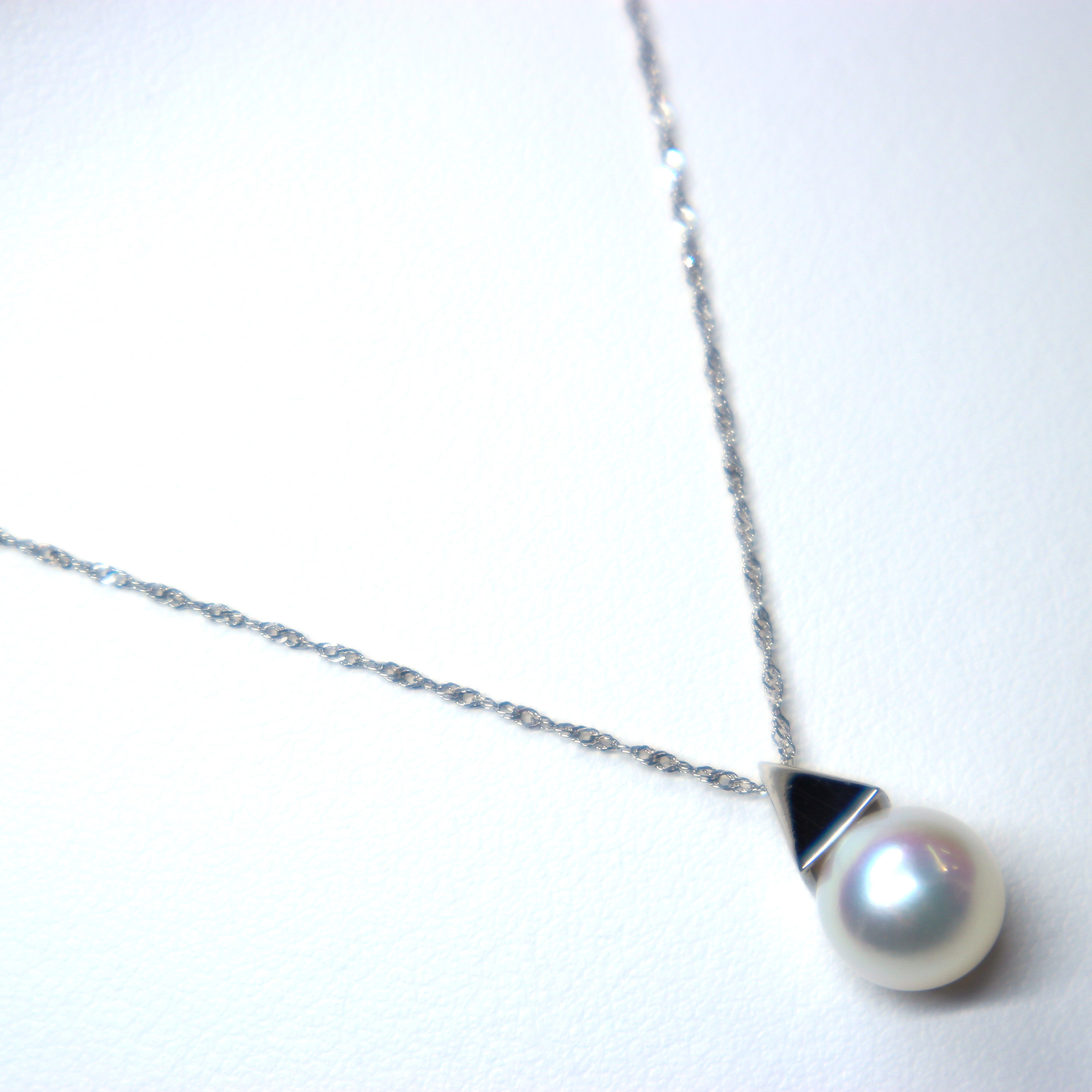 K18WGアコヤ真珠ペンダント⑪（8.5mm珠)