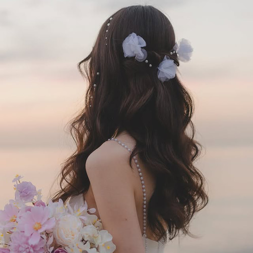 実例写真！人気上昇！ ウェディングドレス ツーピース ビーズの肩紐  