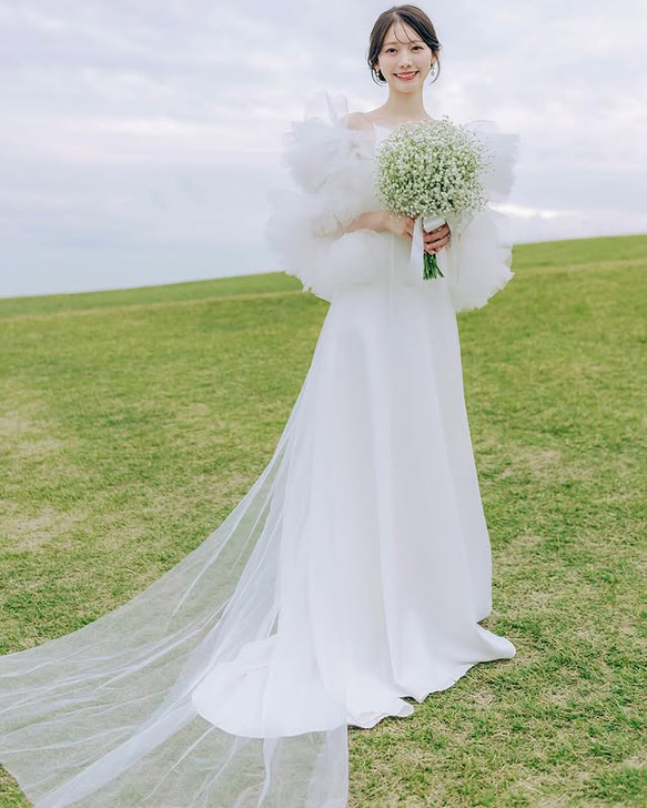 実例写真！人気上昇！ ウェディングドレス ツーピース ビーズの肩紐