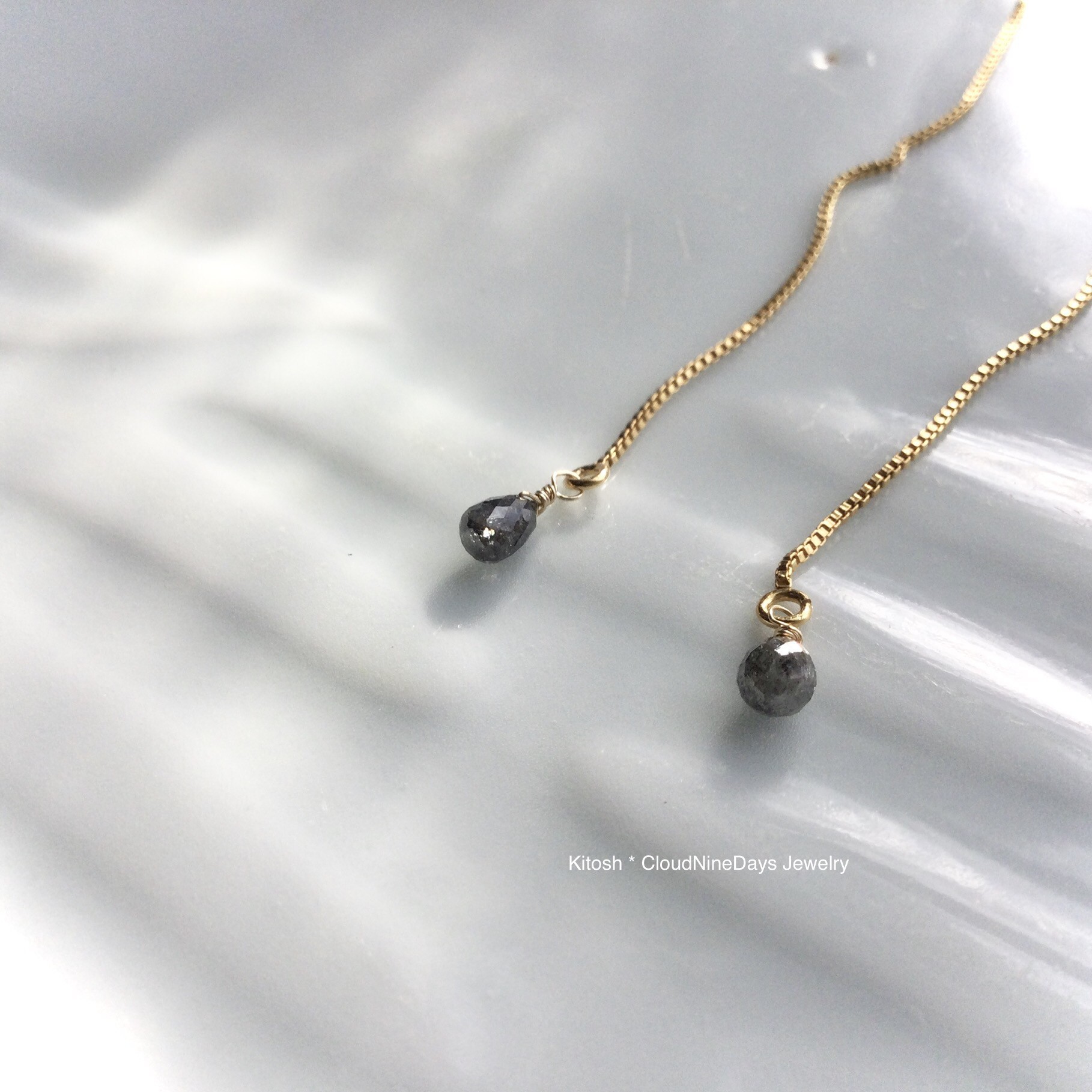 グレイダイヤモンド✳︎アメリカンピアス✳︎14kgf✳︎一粒ピアス✳︎