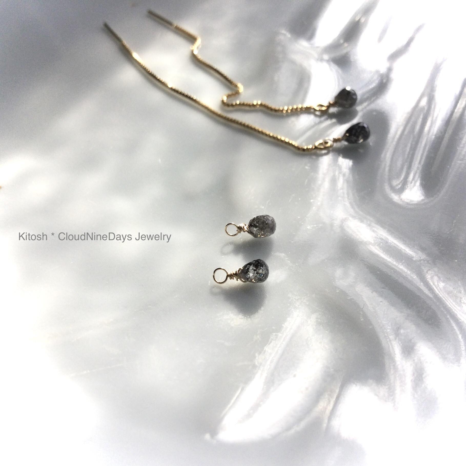 グレイダイヤモンド✳︎アメリカンピアス✳︎14kgf✳︎一粒ピアス✳︎
