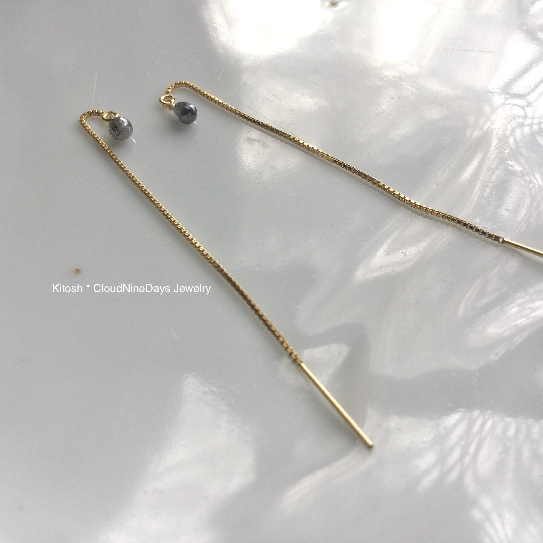 グレイダイヤモンド✳︎アメリカンピアス✳︎14kgf✳︎一粒ピアス✳︎