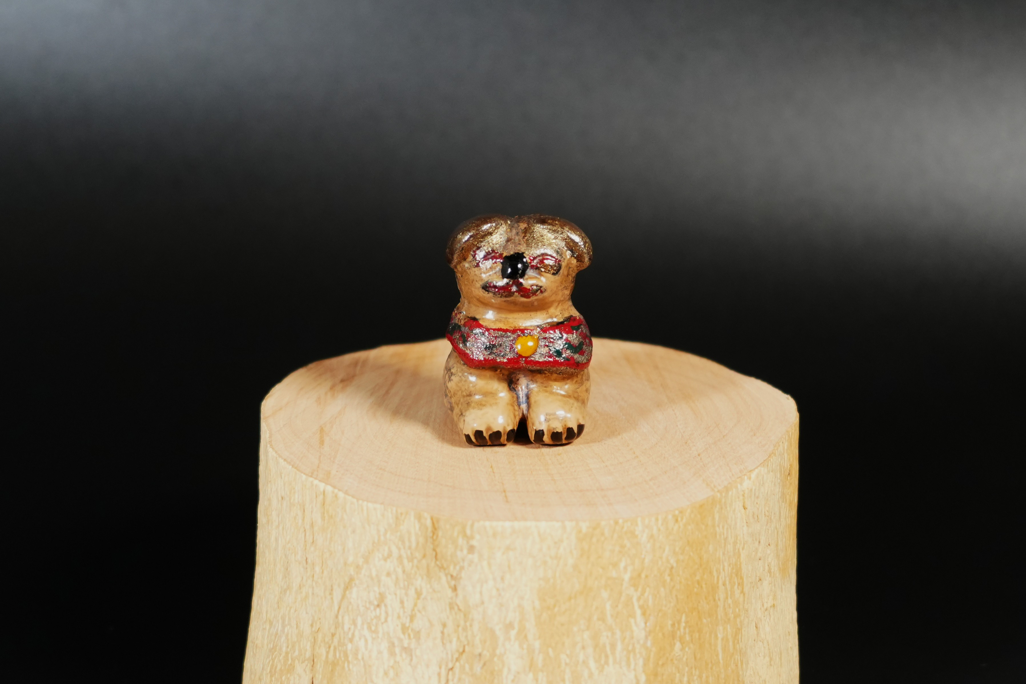 Makie　Chin   (蒔絵　狆)