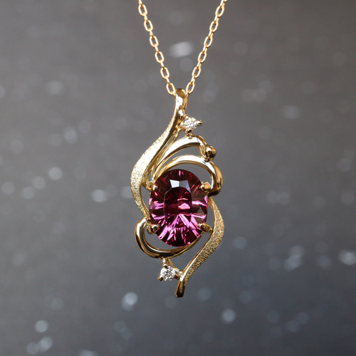 仁尾彫金『ゴールド立体スターペンダントバチカンなし』ハンドメイド126b