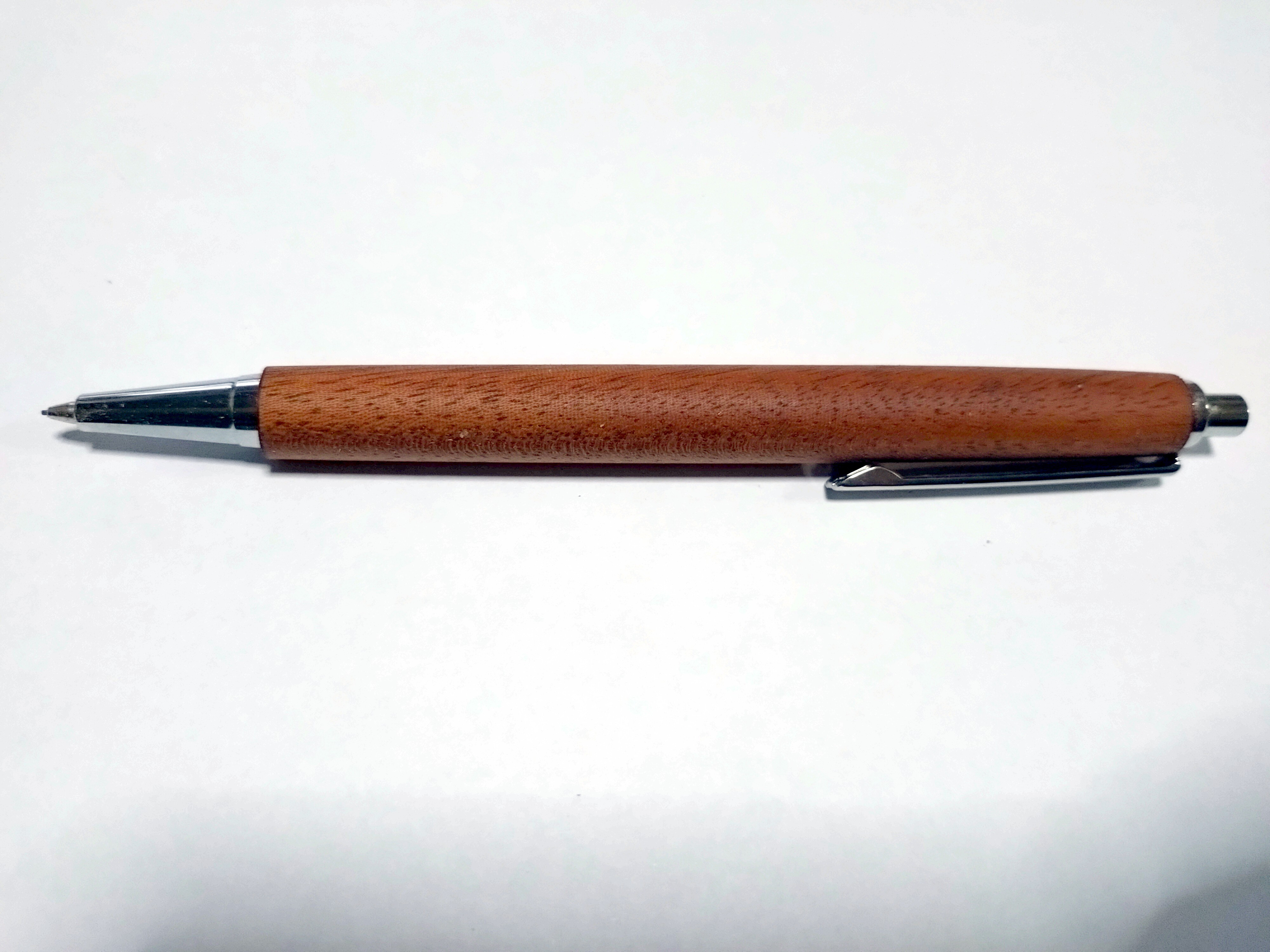 ホンジュラスマホガニー　ワシントン条約材　ワンピースタイプのシャープペンシル(0.５ミリ用)