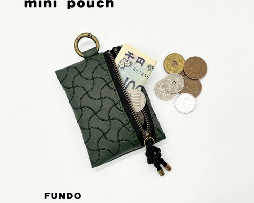 ミニポーチ/分銅 グリーン 緑 幾何学模様 カラビナ プレゼント 小物