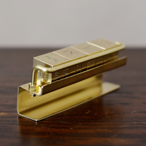 Dorado 真鍮製 デスクトップカレンダー DESK TOP CALENDAR ''DORADO'' カレンダー オシャレ ゴールド 幅16