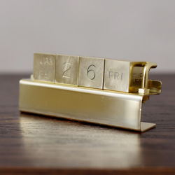 Dorado 真鍮製 デスクトップカレンダー Dorado 真鍮製 デスクトップカレンダー