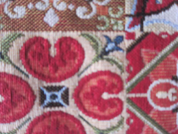 再再販スペイン生地　花と幾何学模様のポーチ　通帳入れ　コスメ入れ　小物整理 4枚目の画像