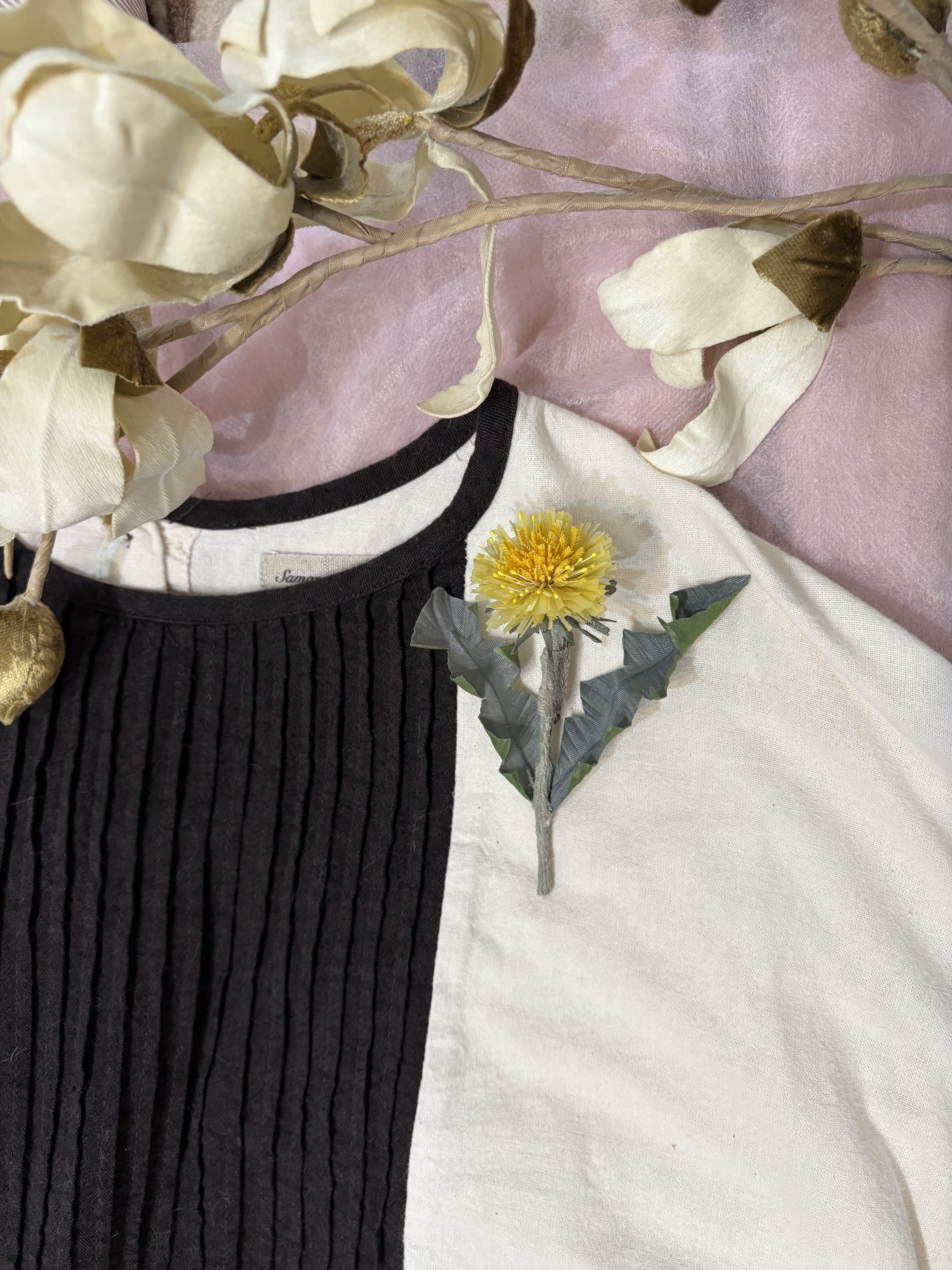 たんぽぽのブローチ　布花