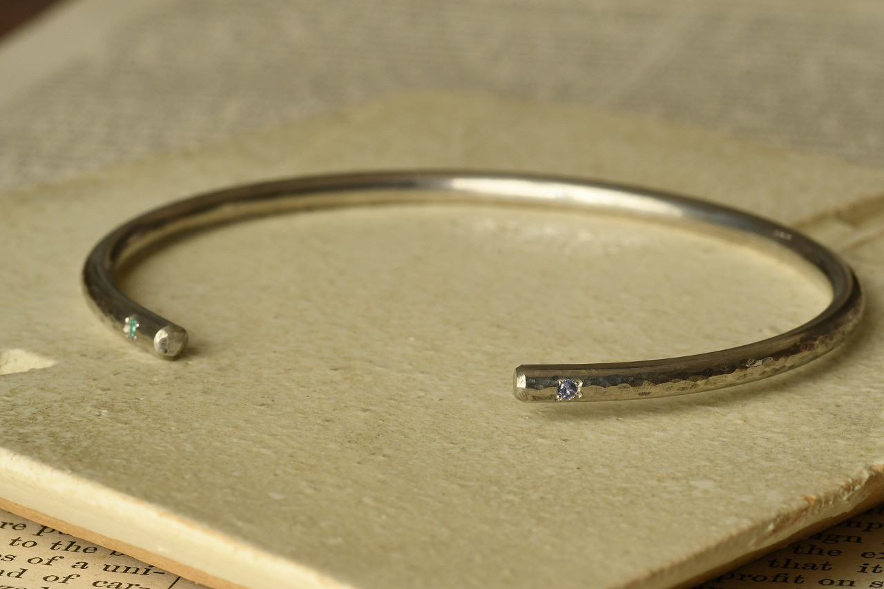 輝き達と共に～エメラルド＆タンザナイト～