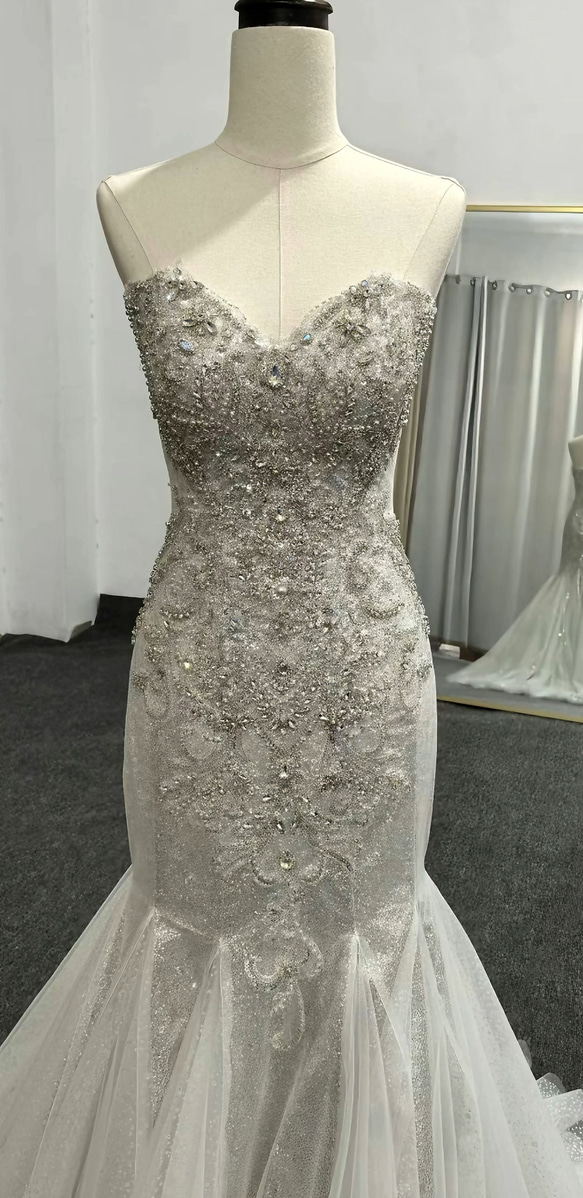 大人気！キラキラ たっぷりビジュー マーメイドドレス 華やかな