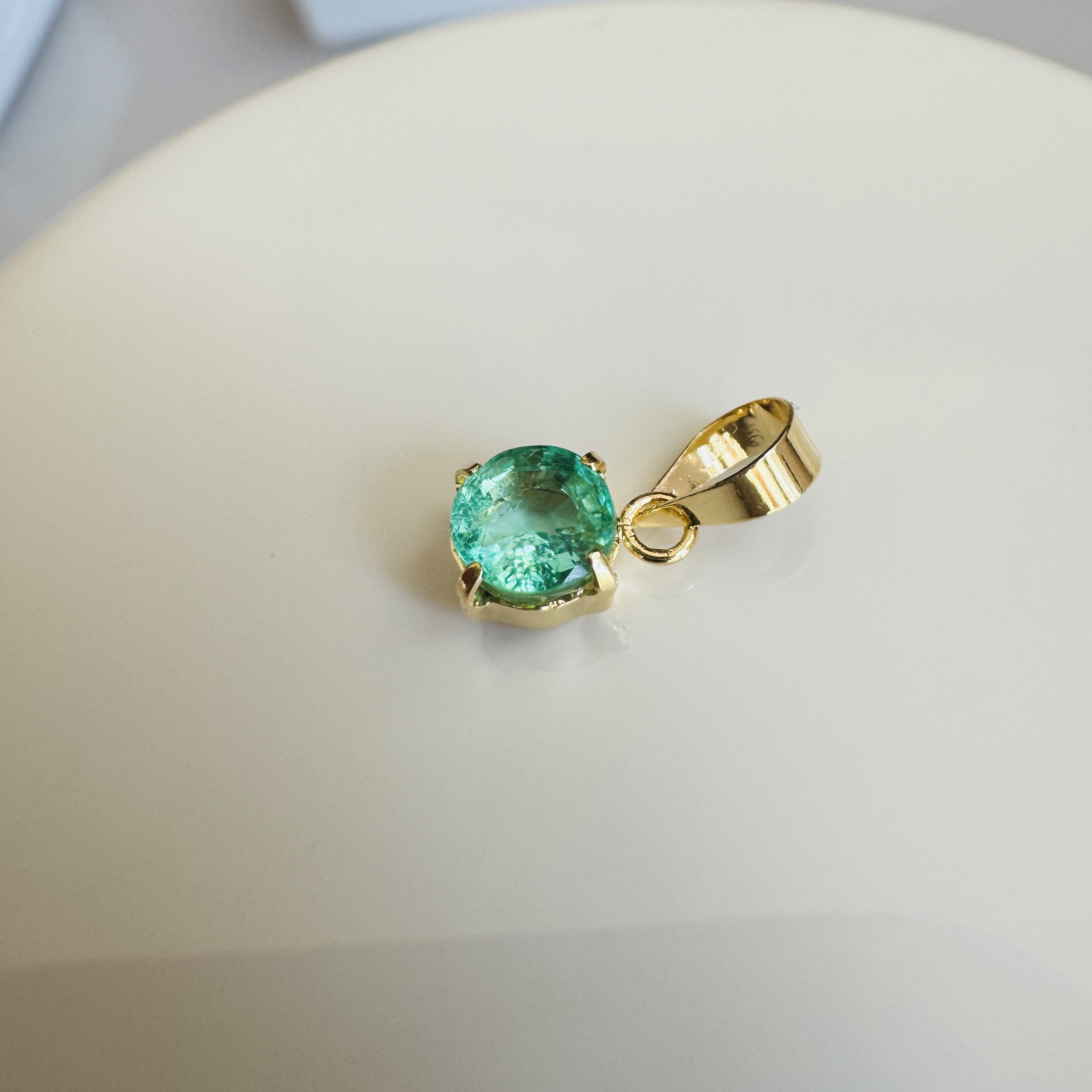 天然　エメラルド　ネックレストップ　K18YG