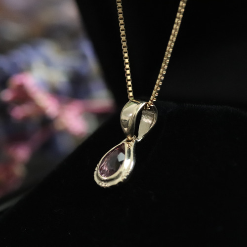 【K10 天然サファイア×天然ダイヤモンド ペンダントトップ】 天然ダイヤモンド付きサファイアペンダントトップk18 ネックレス