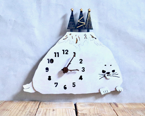 雪山アザラシ レギュラーサイズ 時計 木製 掛け時計 振り子時計 その他