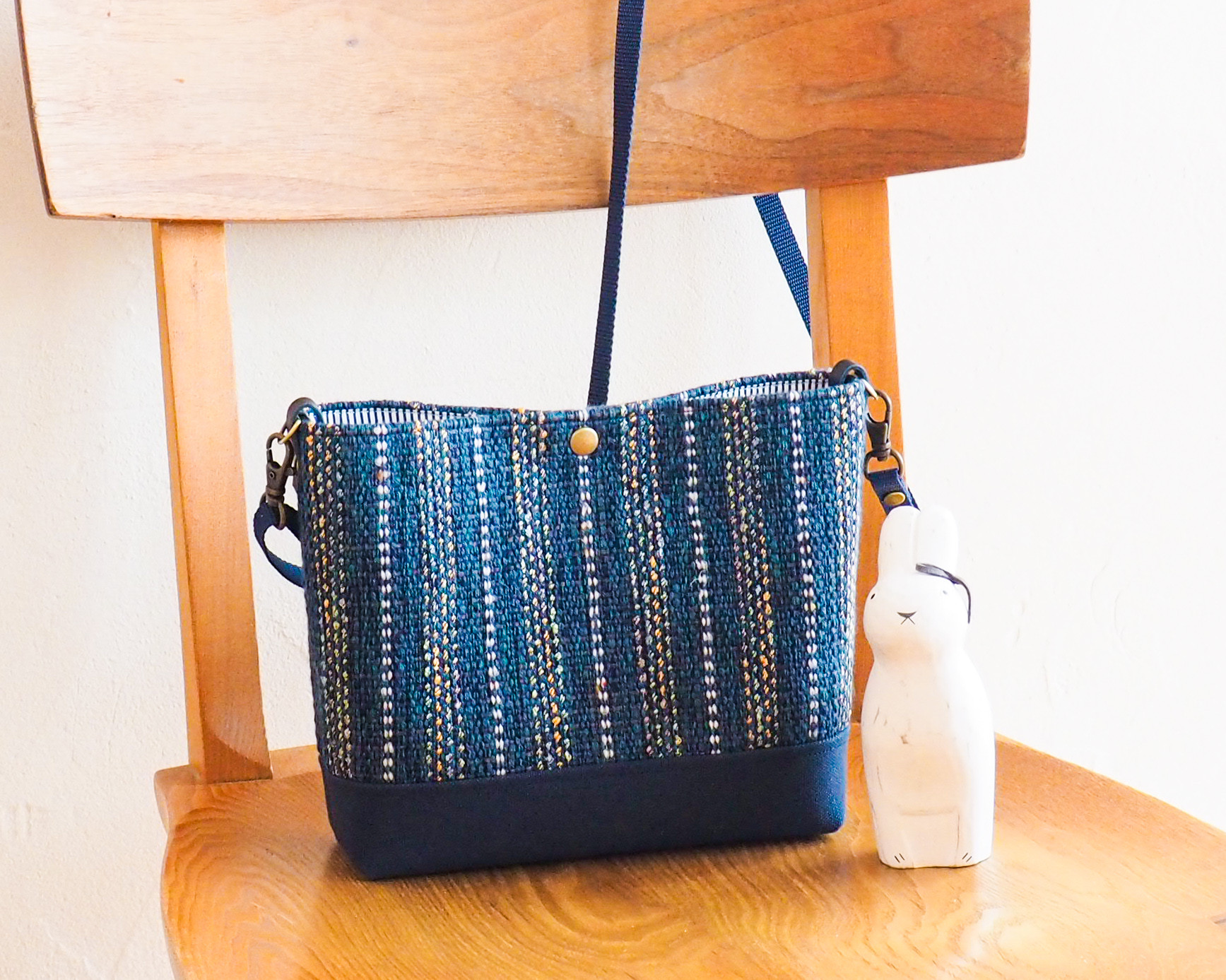 手織りウィンターカラーのポシェット（フォレストグリーン）