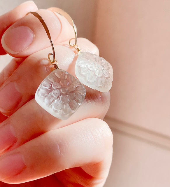 14kgf/ブラウンMOP×クリスタルレクタングルカービングとジルコンの