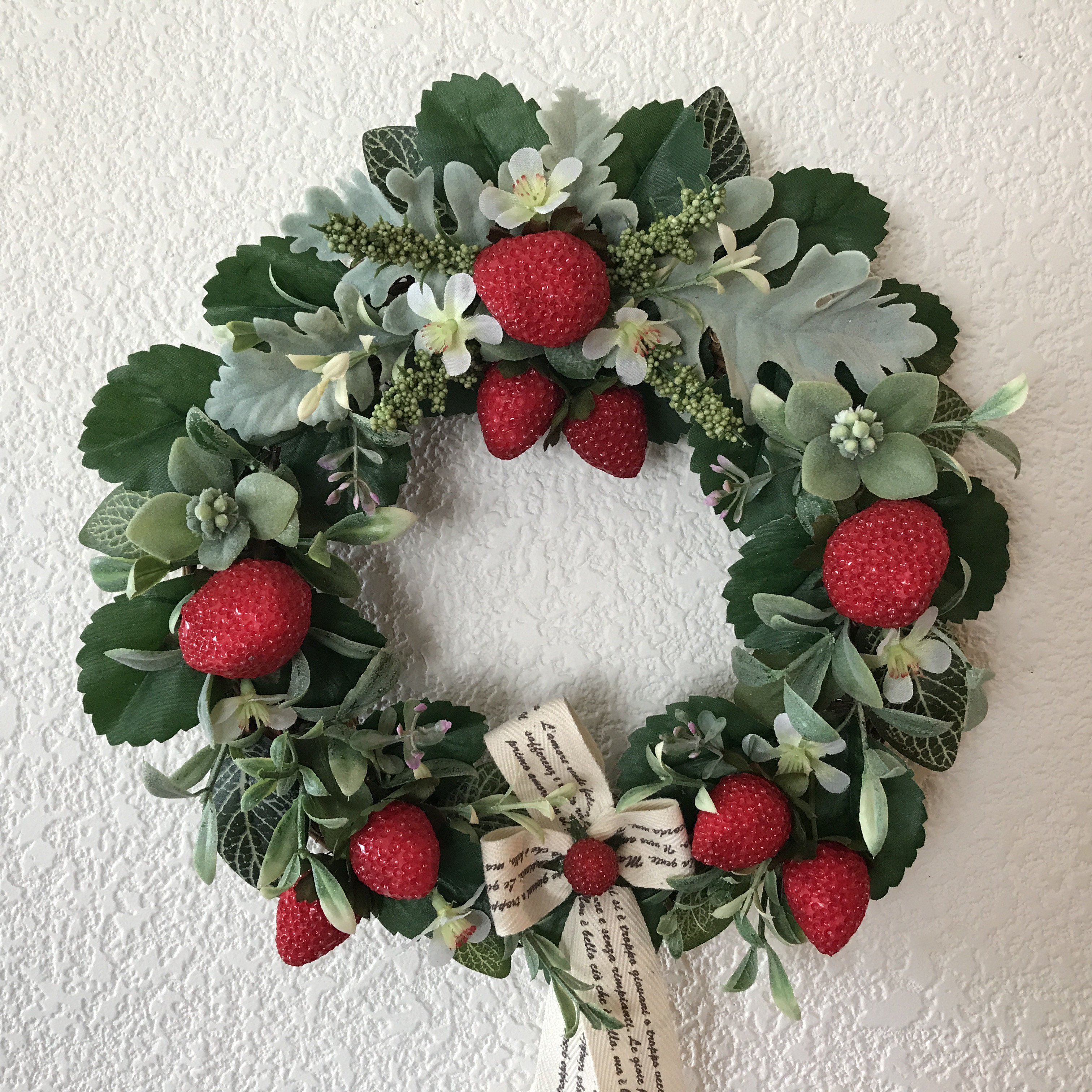 《新作＊再販×2＊予約承ります》ストロベリーとダスティミラーのデザイングリーンリース28ｃｍ