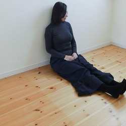 裏起毛であったか☆コットンモールスキンのワイドパンツ・チャコールグレー 12枚目の画像