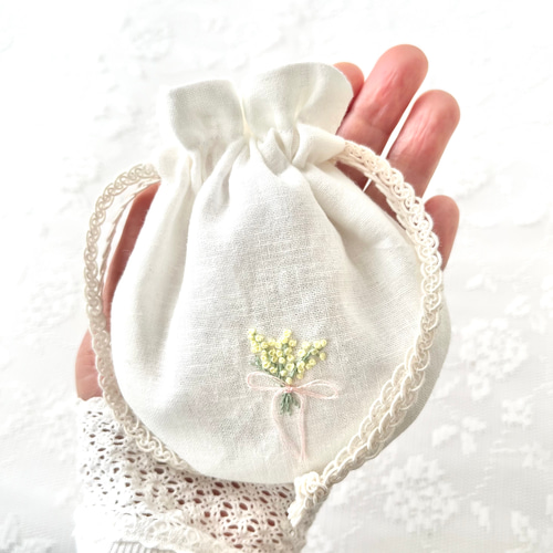 2401-35 手のひら巾着サシェ 香り袋 綿麻 レース 刺繍 ローズ オレンジ No.2306-62 手のひら巾着サシェ 香り袋 綿麻 レース ローズ刺繍 紫
