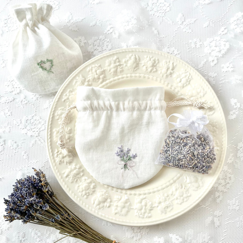 お花の刺繍ポーチとポプリのセット＊ラベンダー サシェ 匂い袋 まる