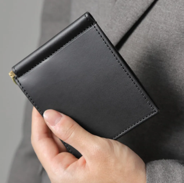 本革 マネークリップ 国産 牛革 カジュアル フォーマル スーツ ビジネス かっこいい シンプル  バレンタインデー