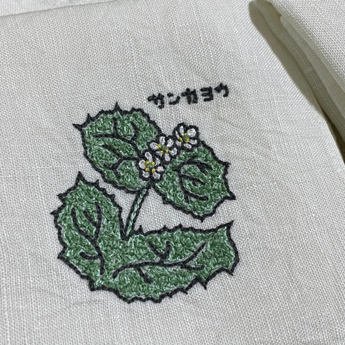 山好きの方に喜ばれる高山植物刺繍入りリネンハンカチ！ ハンカチ