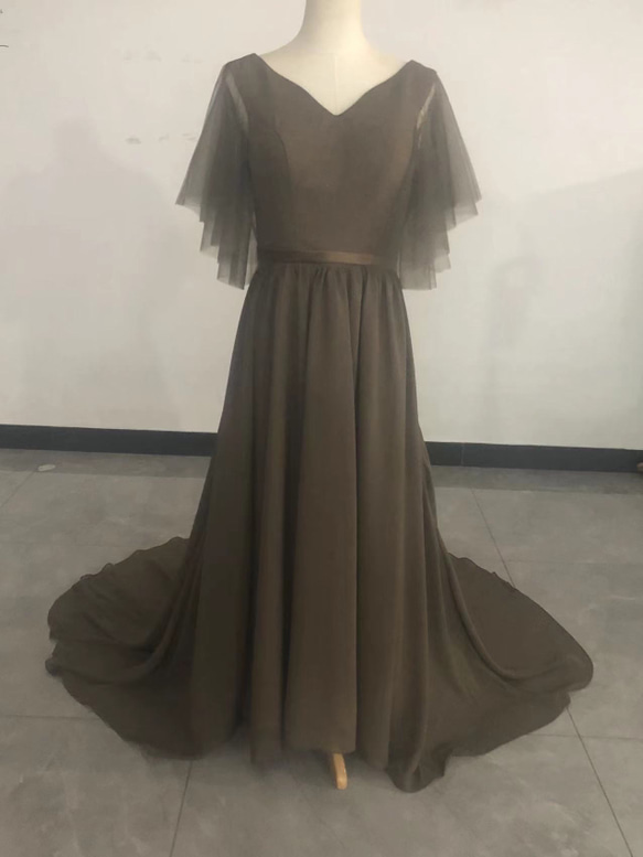 ブラウン パーティードレス パーティードレス ブラウン カラードレス Vネック ふわふわ袖