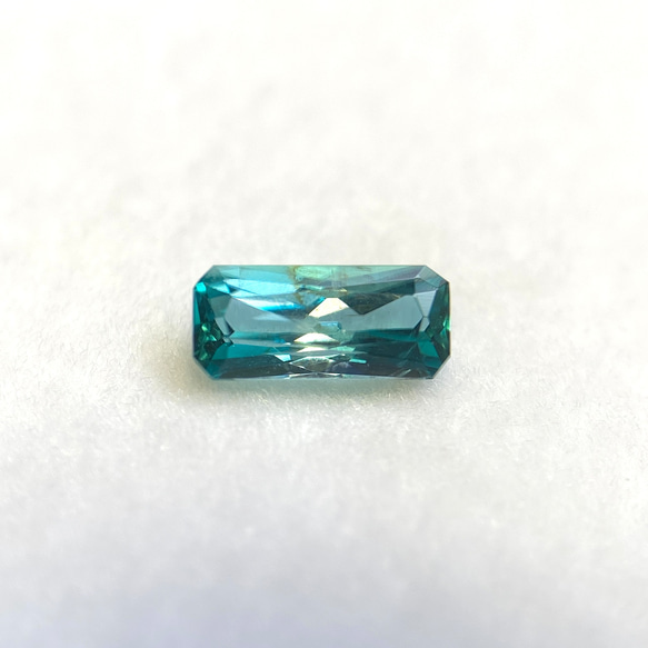 グランディディエライト ルース 0.258ct マダガスカル産 日独ミニ鑑別 