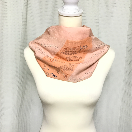 正絹】着物リメイク 訪問着より ねじりスヌード（ネックウォーマー