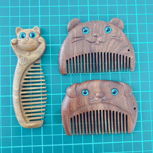 高級緑檀木 くし 木製櫛 コンパクト 猫 ねこ お守り 静電気防止 美髪