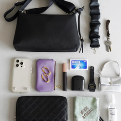 雨の日もおしゃれに♪撥水エコレザー 2way ショルダーバッグ(黒)軽量 ギャザーハンドルバッグ ハンドバッグ 旅行に◎ 10枚目の画像