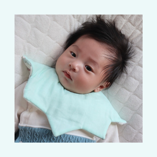 360度スタイ｜kurutto bib－star－｜恐竜柄｜出産祝い｜ラッピング対応