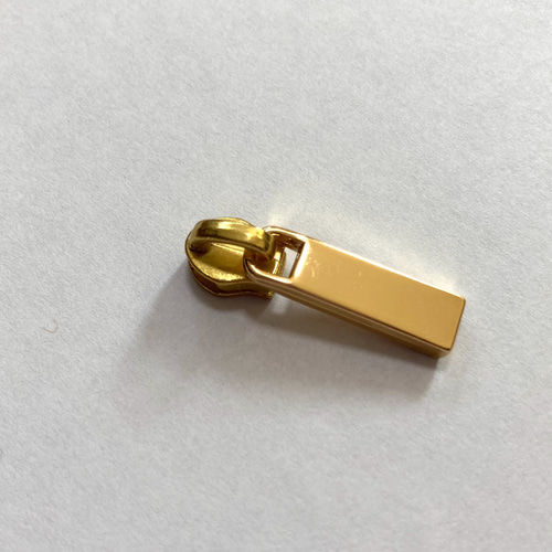 受注制作》イタリアンレザーのスリムでシンプルなペンケース color