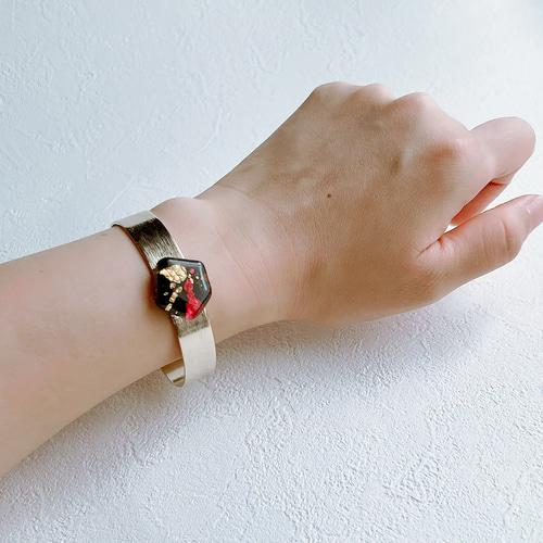 SALE】レザーインクアート「黒に金赤」ゴールドバングル バングル