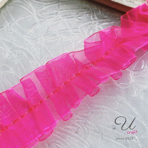 ハンドメイド♡リバティ×ギンガム、タグ オーガンジーフリルポニー 濃いピンク 982【オーガンジーフリルリボン/1m】ショッキングピンク リボン