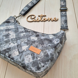 ハンドメイド リバティ 魔女子さんノワール 通勤バッグ A4ケース入る