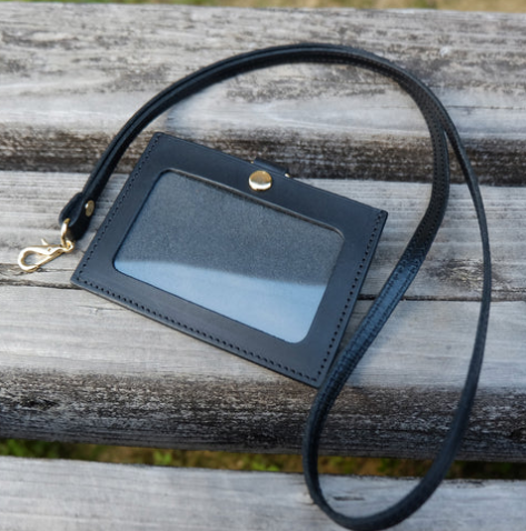 上質本革IDパスケース 上質 レザー 高級感 手縫い 通勤 旅行 コンパクト カード 収納力 免許証 社員証 世界に一つ