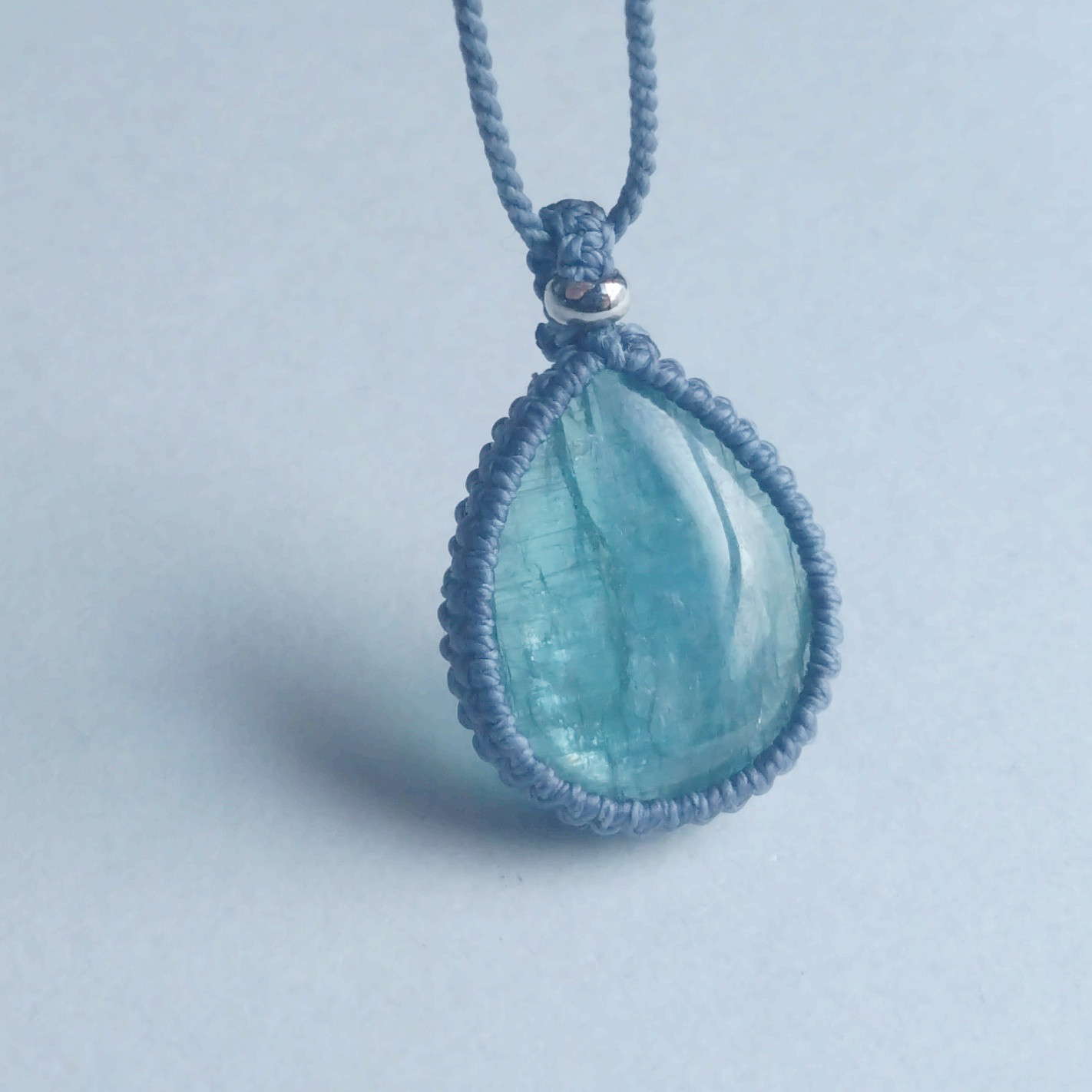 グリーンカイヤナイト マクラメネックレス