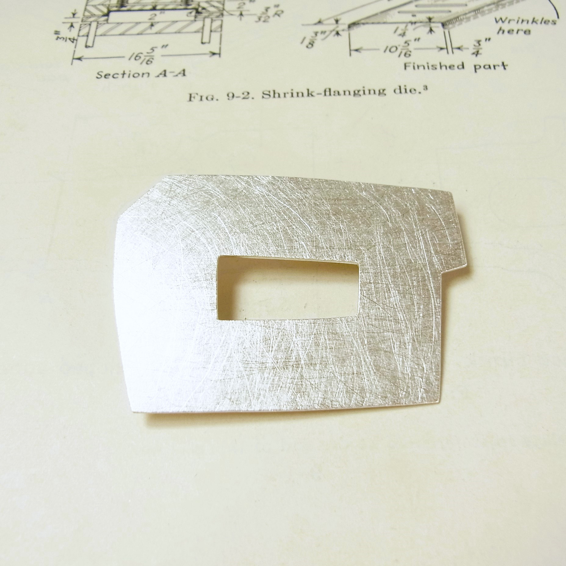 カタチブローチ8