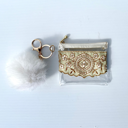 インド刺繍リボンクリアポーチ❣️キーホルダー キーケース sari28  