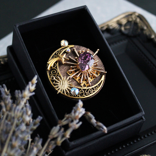 燦耀のブローチ Ver.3 全5色（金古美）一点もの【高級クリスタル使用