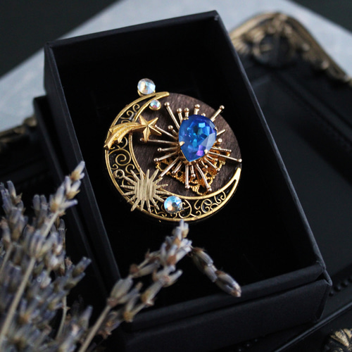 燦耀のブローチ Ver.3 全5色（金古美）一点もの【高級クリスタル使用