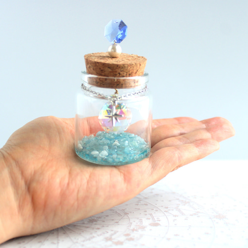 サンキャッチャー♡ハンドメイド「アスフールオーロラとパステルカラー♡」 開運 サンキャッチャー ピュラミス（オーロラ） | クリスタルガラス