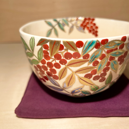 色絵 南天 抹茶茶碗 茶碗・めし碗 清香〜きよか〜 通販｜Creema