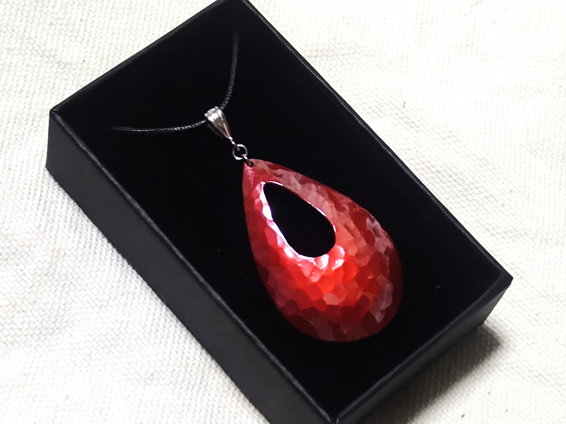 ペンダント　金属　銅　緋銅　(R715)