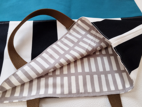 レッスンバッグ（黒ボーダー×ターコイズ）/Lesson bag/School bag 【通園・通学】 2枚目の画像