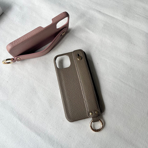 名入れ可　 本革　カードポケット付き　ハンドベルト付き 　レザーiphoneケース 6枚目の画像
