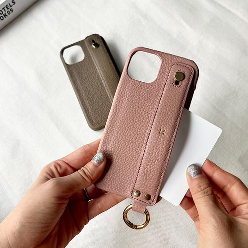 本革 カード収納 名入れハンドベルト付き Iphoneケース 名入れ可 本革 カードポケット付き ハンドベルト付き レザー